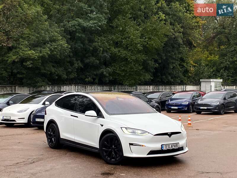 Внедорожник / Кроссовер Tesla Model X 2023 в Киеве