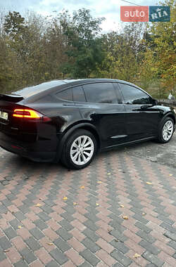 Внедорожник / Кроссовер Tesla Model X 2020 в 