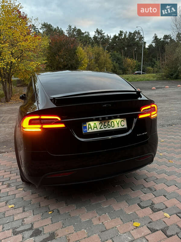Позашляховик / Кросовер Tesla Model X 2020 в Києві фото 27 Позашляховик / Кросовер Tesla Model X 2020 в Києві