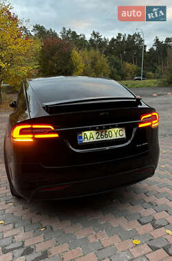Внедорожник / Кроссовер Tesla Model X 2020 в 