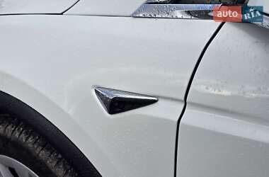 Позашляховик / Кросовер Tesla Model X 2020 в  фото 19 Позашляховик / Кросовер Tesla Model X 2020 в