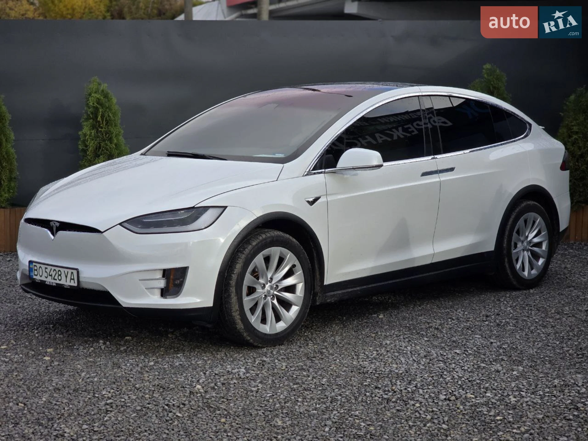 2020 Tesla Model X - мініатюра 28