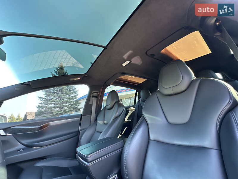 Внедорожник / Кроссовер Tesla Model X 2018 в Львове