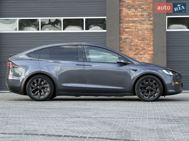 Позашляховик / Кросовер Tesla Model X 2022 в Чернівцях фото 9 Позашляховик / Кросовер Tesla Model X 2022 в Чернівцях