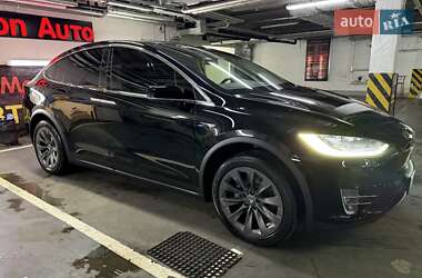 Внедорожник / Кроссовер Tesla Model X 2019 в 
