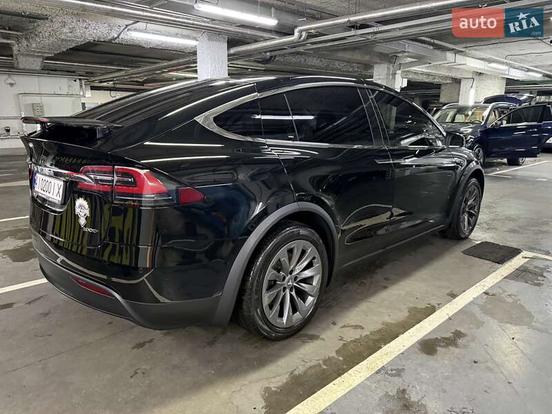 Позашляховик / Кросовер Tesla Model X 2019 в Києві