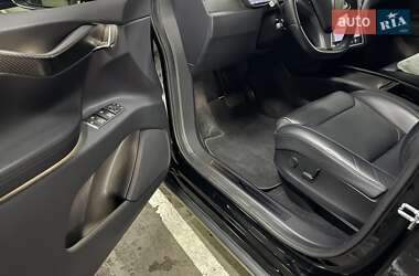 Внедорожник / Кроссовер Tesla Model X 2019 в 