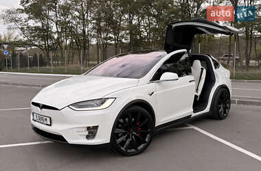 Позашляховик / Кросовер Tesla Model X 2017 в 
