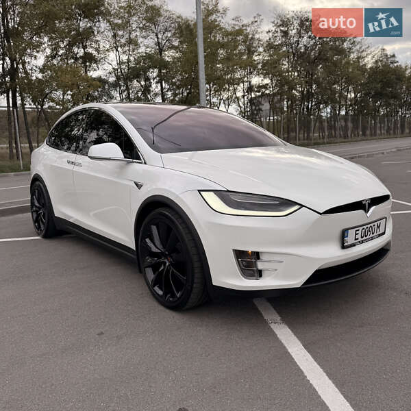 Внедорожник / Кроссовер Tesla Model X 2017 в Днепре