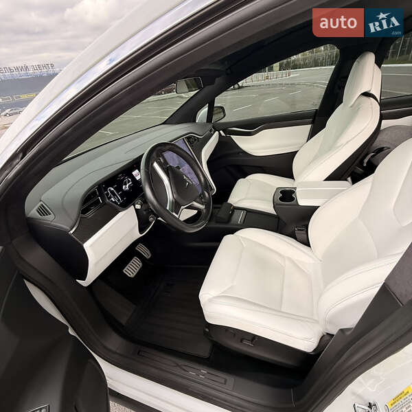 Внедорожник / Кроссовер Tesla Model X 2017 в Днепре