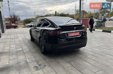 Внедорожник / Кроссовер Tesla Model X 2016 в 