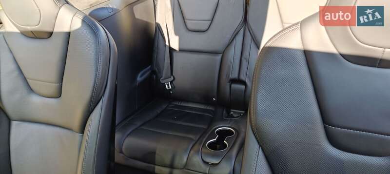 Внедорожник / Кроссовер Tesla Model X 2016 в Галиче