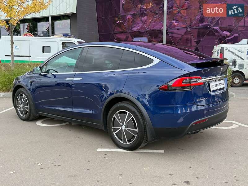 Внедорожник / Кроссовер Tesla Model X 2017 в Киеве