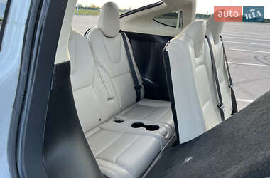 Внедорожник / Кроссовер Tesla Model X 2018 в 