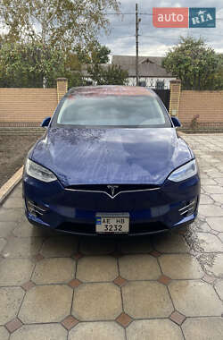 Внедорожник / Кроссовер Tesla Model X 2017 в 