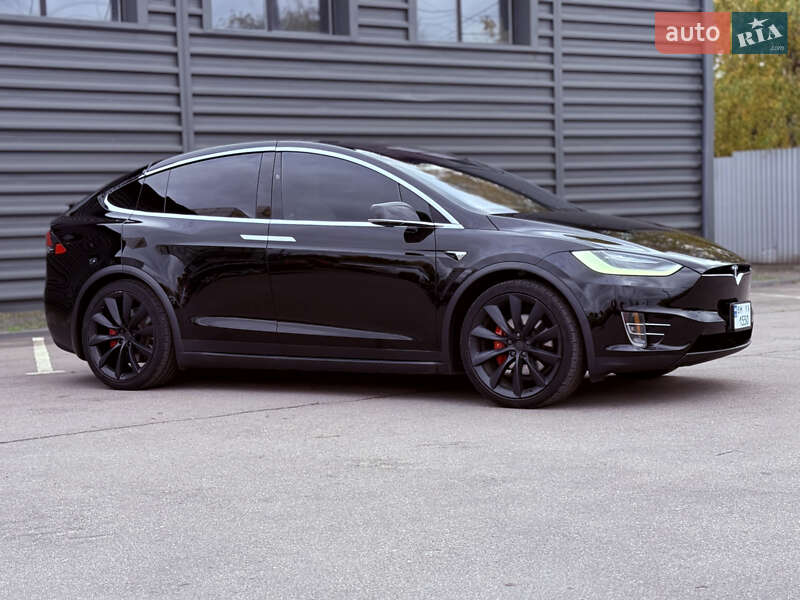 Внедорожник / Кроссовер Tesla Model X 2020 в Сумах