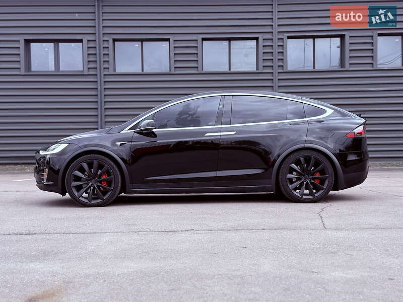Внедорожник / Кроссовер Tesla Model X 2020 в Сумах