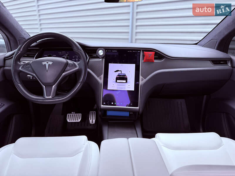 Внедорожник / Кроссовер Tesla Model X 2020 в Сумах