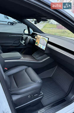 Внедорожник / Кроссовер Tesla Model X 2023 в 