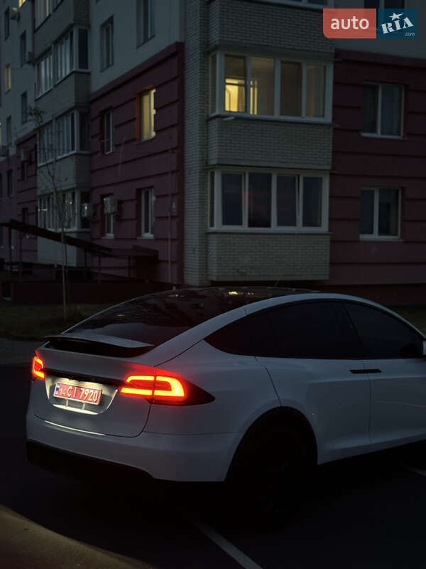 Позашляховик / Кросовер Tesla Model X 2023 в Вінниці