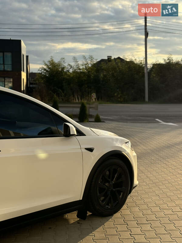 Позашляховик / Кросовер Tesla Model X 2023 в Вінниці