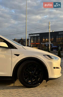 Внедорожник / Кроссовер Tesla Model X 2023 в 