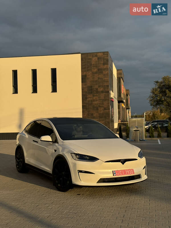 Позашляховик / Кросовер Tesla Model X 2023 в Вінниці