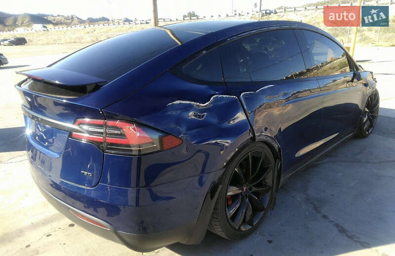 Внедорожник / Кроссовер Tesla Model X 2017 в Одессе