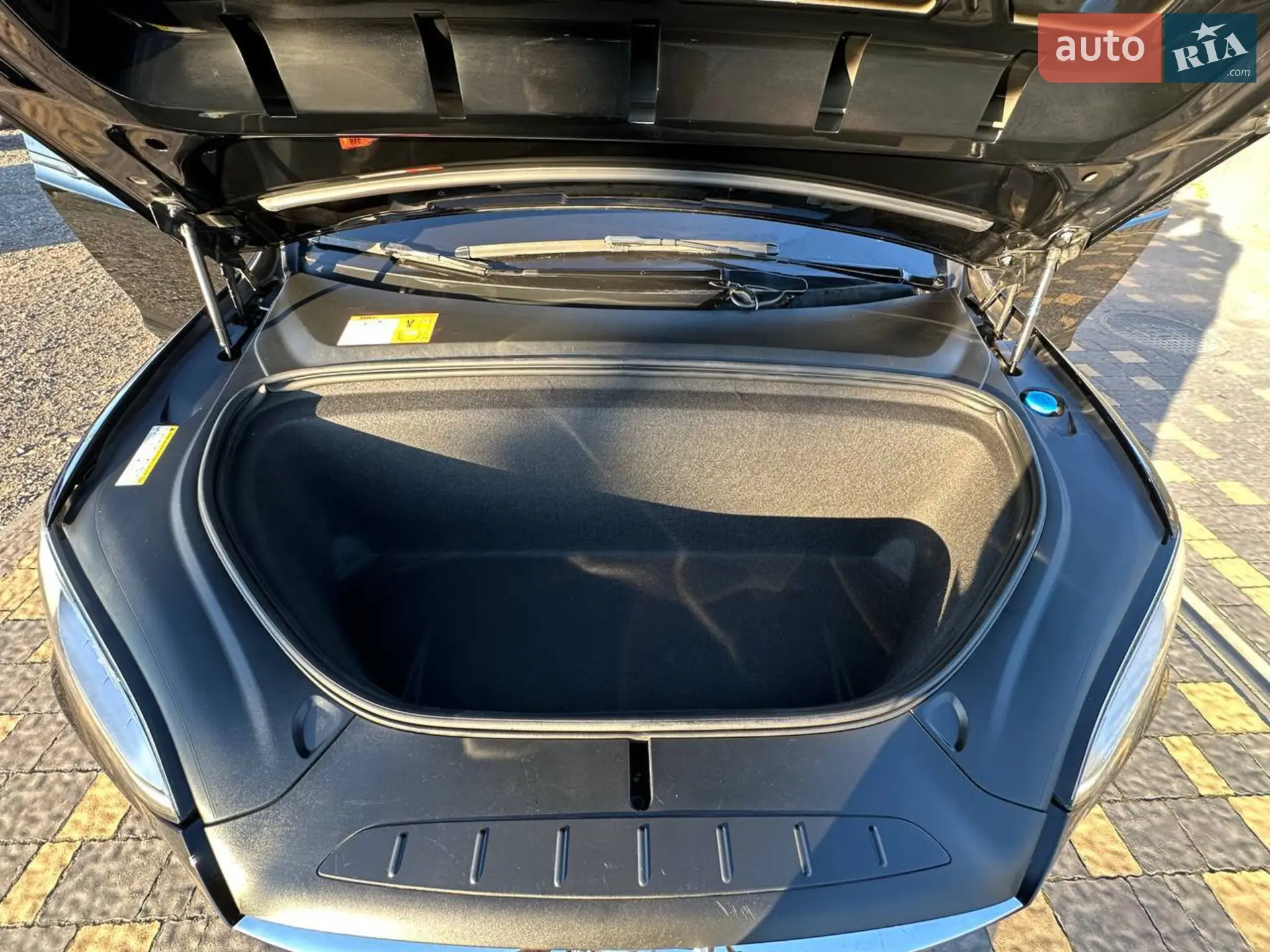 2017 Tesla Model X - мініатюра 31
