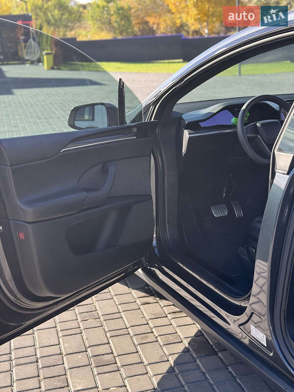 Позашляховик / Кросовер Tesla Model X 2024 в Києві фото 22 Позашляховик / Кросовер Tesla Model X 2024 в Києві