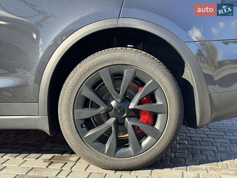 Позашляховик / Кросовер Tesla Model X 2024 в Києві фото 43 Позашляховик / Кросовер Tesla Model X 2024 в Києві