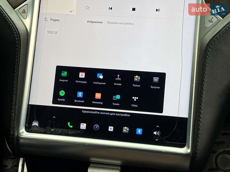 Позашляховик / Кросовер Tesla Model X 2016 в Києві