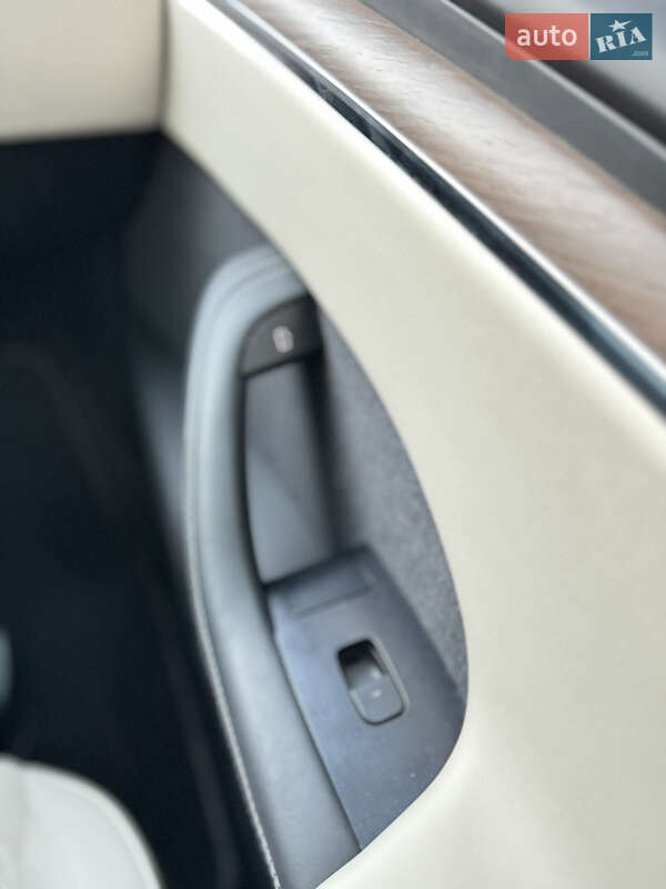 Внедорожник / Кроссовер Tesla Model X 2022 в Виннице