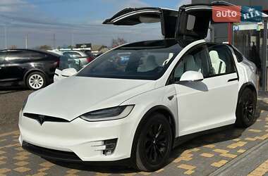 Позашляховик / Кросовер Tesla Model X 2016 в 