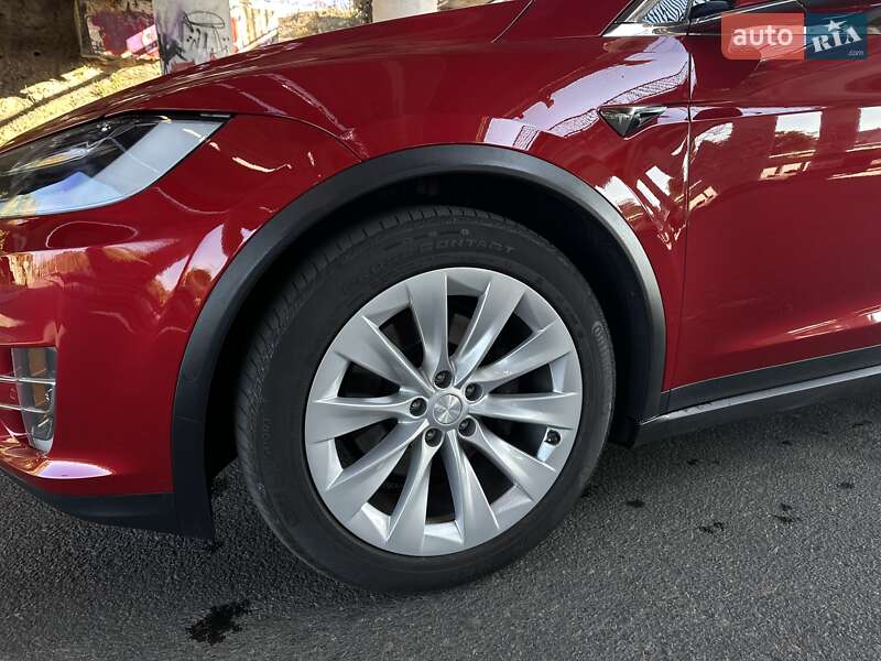 Внедорожник / Кроссовер Tesla Model X 2018 в Одессе фото 25 Внедорожник / Кроссовер Tesla Model X 2018 в Одессе