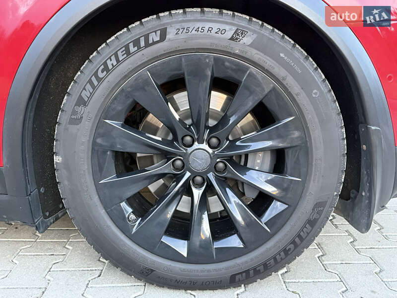 Внедорожник / Кроссовер Tesla Model X 2020 в Тернополе