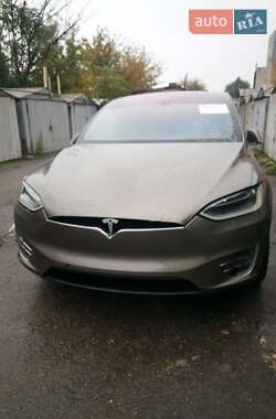 Внедорожник / Кроссовер Tesla Model X 2016 в Киеве