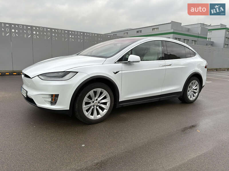 Позашляховик / Кросовер Tesla Model X 2020 в Києві фото 14 Позашляховик / Кросовер Tesla Model X 2020 в Києві