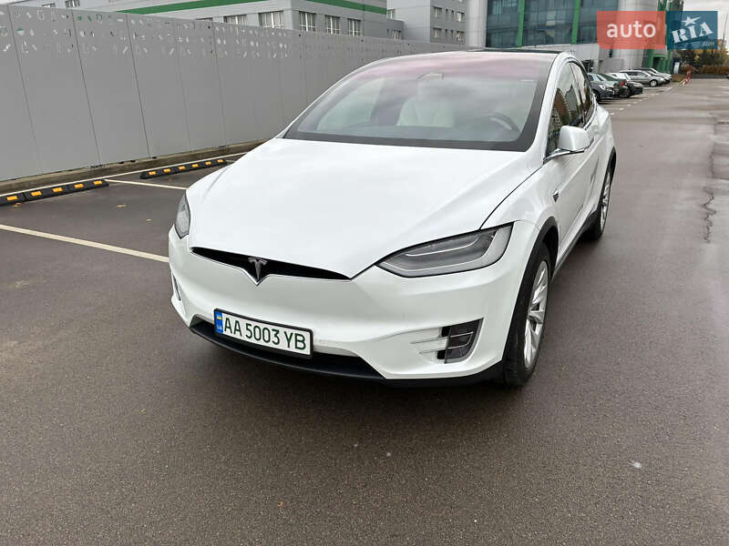 Позашляховик / Кросовер Tesla Model X 2020 в Києві фото 16 Позашляховик / Кросовер Tesla Model X 2020 в Києві