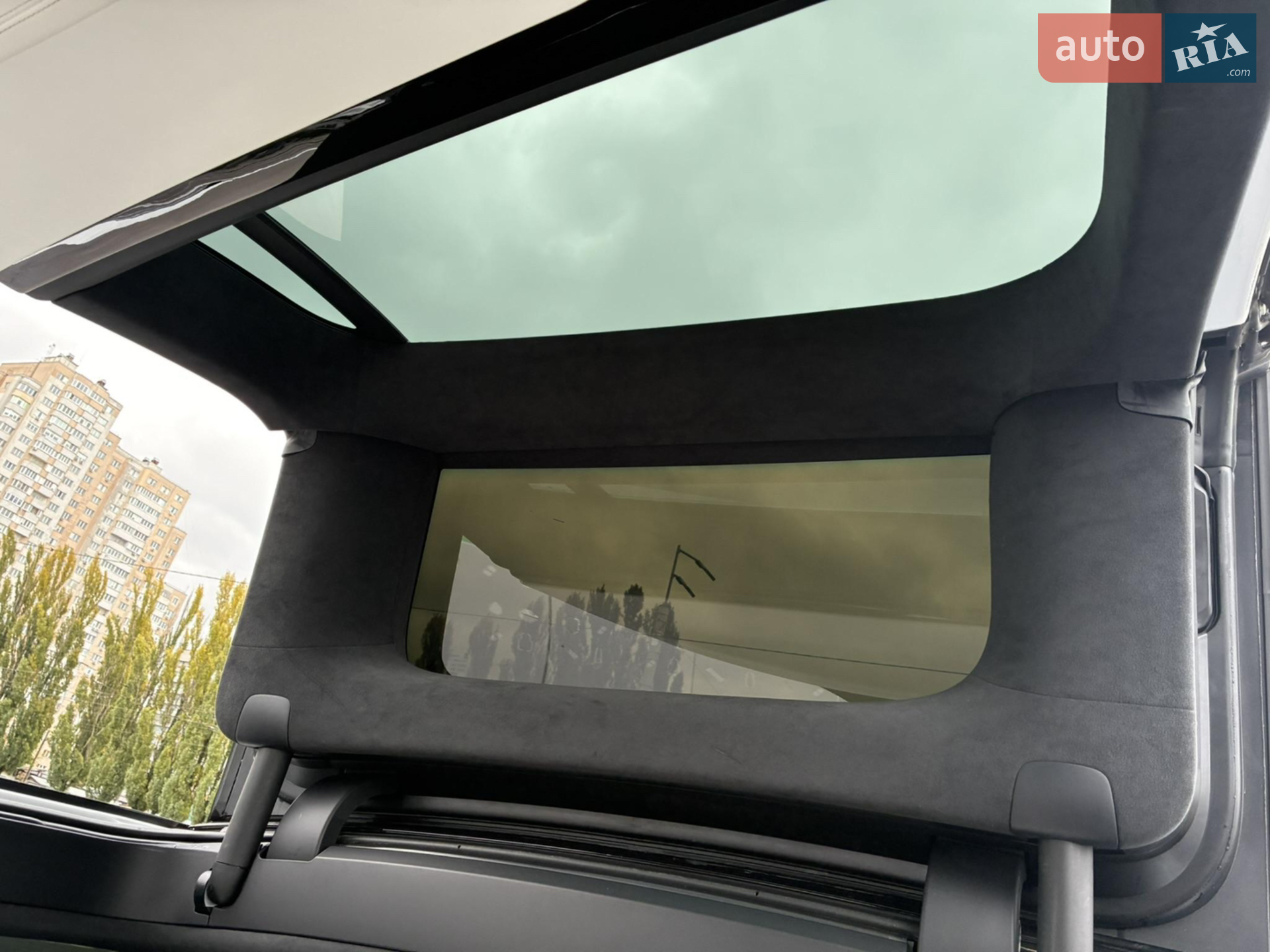 2020 Tesla Model X - мініатюра 28