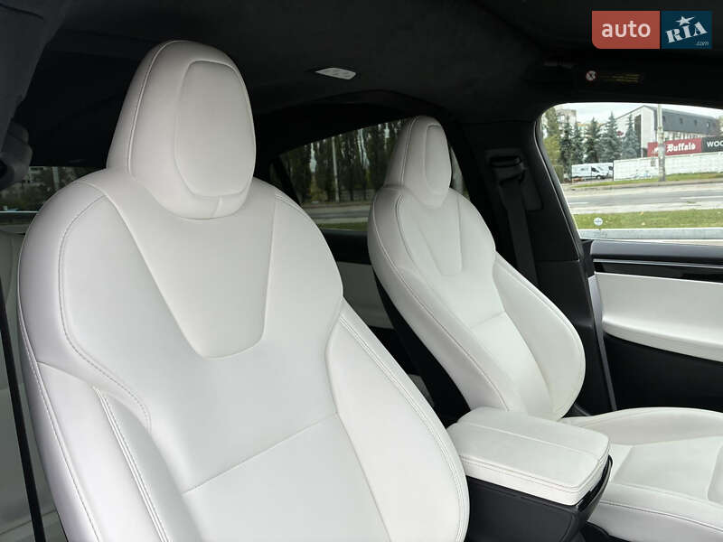 Позашляховик / Кросовер Tesla Model X 2020 в Києві фото 36 Позашляховик / Кросовер Tesla Model X 2020 в Києві