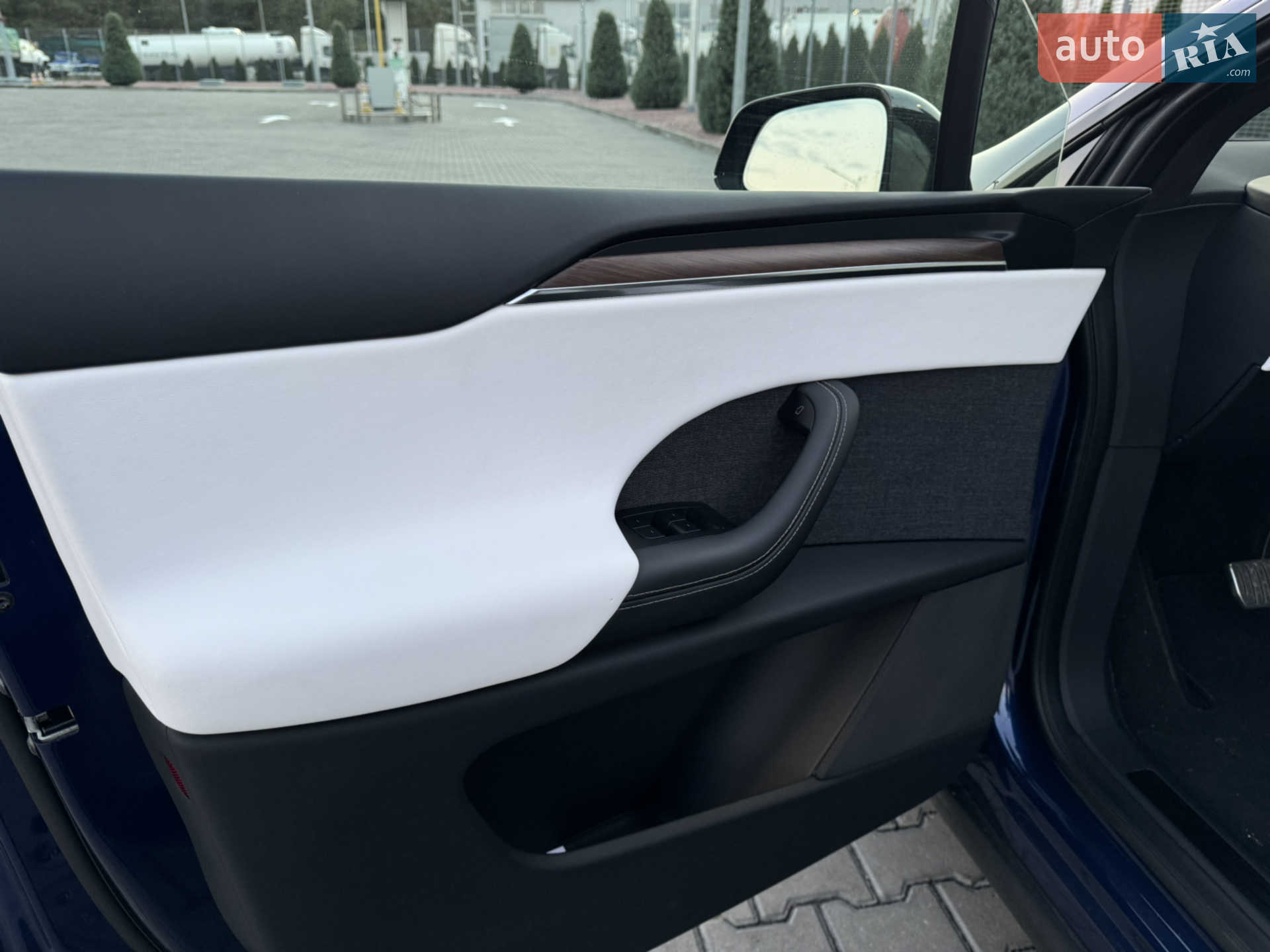 2022 Tesla Model X - мініатюра 11