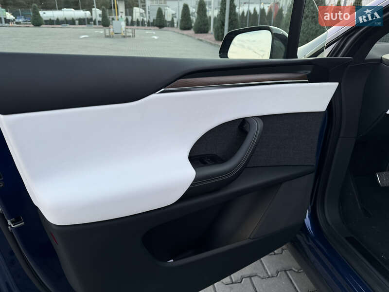 Внедорожник / Кроссовер Tesla Model X 2022 в Днепре