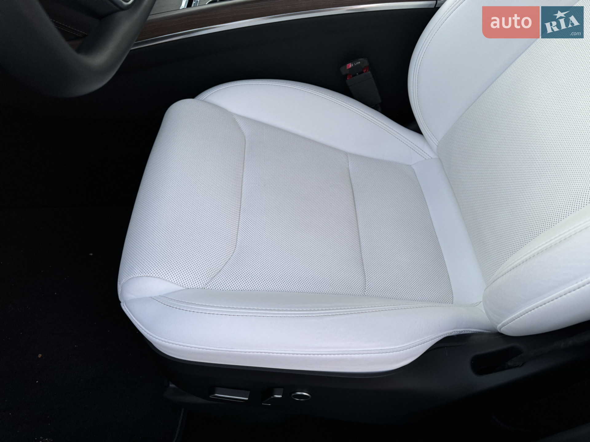 2022 Tesla Model X - мініатюра 27