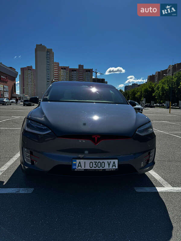 Позашляховик / Кросовер Tesla Model X 2019 в Києві фото 11 Позашляховик / Кросовер Tesla Model X 2019 в Києві