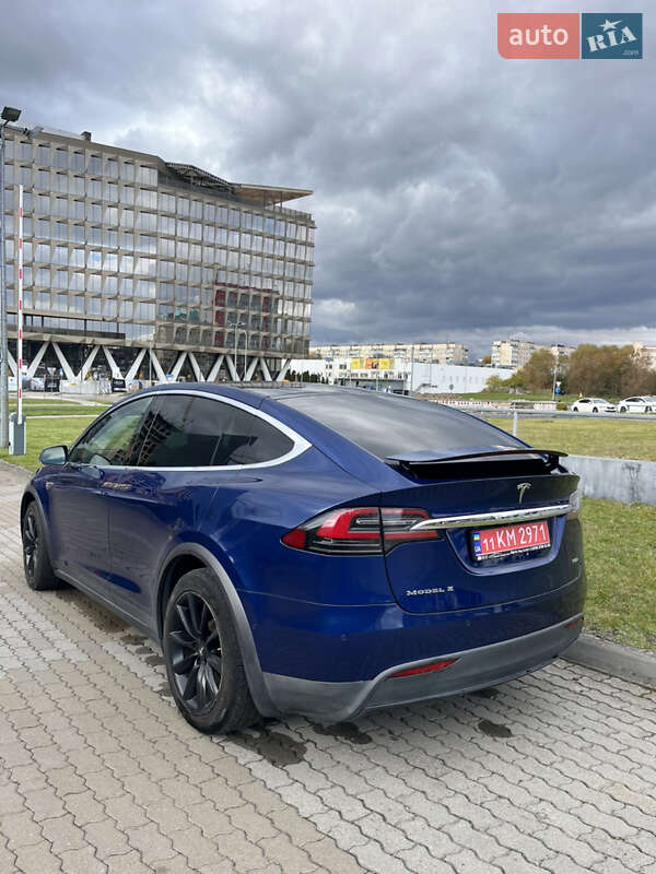 Позашляховик / Кросовер Tesla Model X 2016 в Львові фото 20 Позашляховик / Кросовер Tesla Model X 2016 в Львові