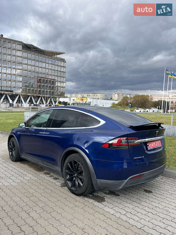 Позашляховик / Кросовер Tesla Model X 2016 в Львові фото 21 Позашляховик / Кросовер Tesla Model X 2016 в Львові