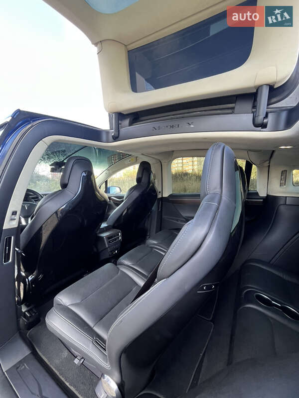 Позашляховик / Кросовер Tesla Model X 2016 в Львові фото 49 Позашляховик / Кросовер Tesla Model X 2016 в Львові