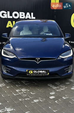 Позашляховик / Кросовер Tesla Model X 2016 в Львові