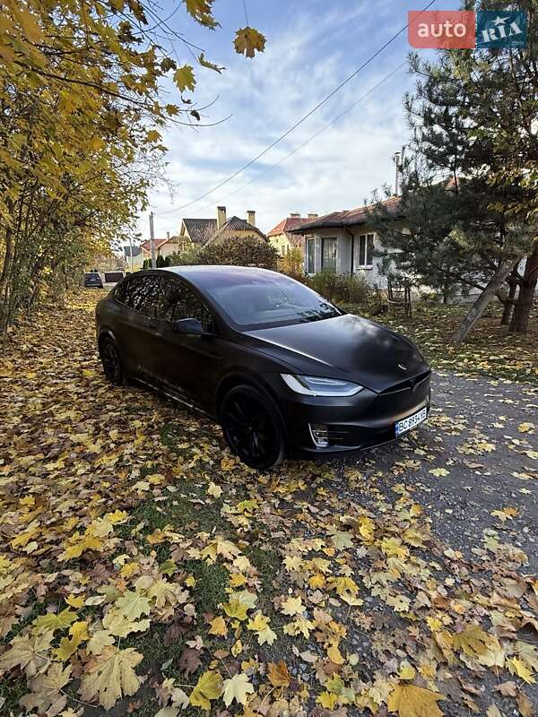 Позашляховик / Кросовер Tesla Model X 2019 в Львові фото 4 Позашляховик / Кросовер Tesla Model X 2019 в Львові